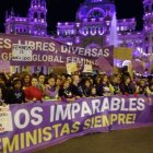 La pancarta cabecera de la manifestación frente al Palacio de Cibeles.