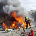 El fuego se ha producida en la cubierta de la terminal.