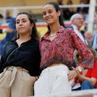 Victoria Federica con una amiga en Las Ventas.