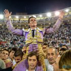 Sexta Feria de Otoño. Los Victorino le abren la Puerta Grande a Borja Jiménez