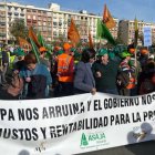 Manifestación de agricultores en el puerto de Valencia.