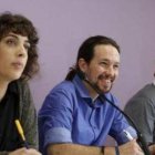 Alexandra Fernandez (Unidos Podemos), junto a Pablo Iglesias y Xavier Domenech.