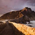 El mágico islote de San Juan de Gaztelugatxe es uno de los rincones imprescindibles de la Costa Vasca.