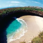 Imágen aérea de Playa Escondida en las Islas Marietas, México.