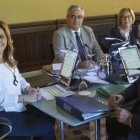 Susana Díaz preside una reunión del gobierno andaluz.