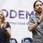 Carmena e Iglesias en un acto de campaña.