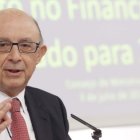 El ministro de Hacienda, Cristóbal Montoro, éste lunes tras el Consejo de Ministros.