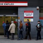 Baja la población activa y el paro se queda en el 18,6%