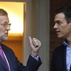 Rajoy y Sánchez, a las puertas de Moncloa