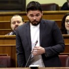 Rufián tiene ahora mismo un iPhone 6S. En breve cambiará a mejor por cortesía del Congreso.