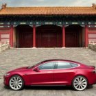 Tesla reduce los precios de los vehículos eléctricos hasta 5.000 dólares en América del Norte y China.