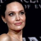 Angelina Jolie se moja y habla por fin sobre su tormentoso divorcio de Brad Pitt