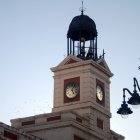 El reloj de la puerta del sol está de aniversario.