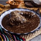 Mole poblano de pollo