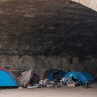 Tiendas de campaña en el Puente del Reino