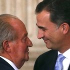 El Rey Juan Carlos y el Rey Felipe, en una imagen del año pasado