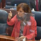 La diputada Mónica García 'dispara' a Ayuso