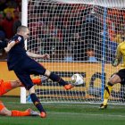 Andrés Iniesta, en el momento de marcar el gol que le dio a España su único Mundial.