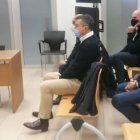 El exvicealcalde de Alicante, Andrés Llorens, junto otros tres acusados en el caso