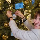 Laura Borràs con el supuesto regalo navideño de la Casa Blanca