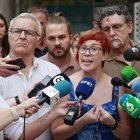 Agueda Micó junto al alcalde de València, Joan Ribo, tras la rueda de prensa - GERMÁN CABALLERO