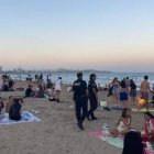 Noche de San Juan sin incidentes destacables en las playas de Alicante