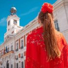 Claveles de las chulapas en San Isidro