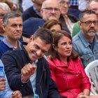 Adiana Lastra junto a Pedro Sánchez