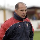 Luis de la Fuente, cuando entrenaba en la cantera del Sevilla.