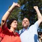 Marta Rovira, junto a Oriol Junqueras, en la frontera gerundense.