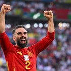 Dani Carvajal durante un partido con España.