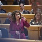 La vicepresidenta primera del Gobierno, ministra de Hacienda y vicesecretaria general del PSOE, María Jesús Montero, durante una sesión de control al Gobierno, en el Senado.