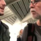 Tenso encontronazo entre Willy Toledo y dos jóvenes en  la estación de Atocha