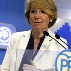 Aguirre da un repaso a Carmena en el vídeo del PP de Madrid.