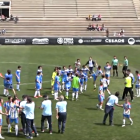 Un momento de la terrible agresión, en un partido infantil en Benidorm.