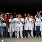 Trabajadores del Hospital de Sant Pau, en su mayoría enfermeras.