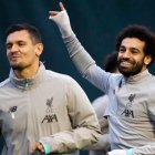 Dejan Lovren y Mohamed Salah, en un entrenamiento con el Liverpool.