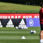 Bale, entrenando con la selección de Gales a las órdenes de Giggs.