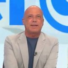 Alfonso Arús presentando "Aruseros" en La Sexta