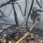 La nave de La Jijonenca ha quedado arrasada por las llamas