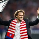 Diego Forlán, en un homenaje tributado por el Atlético de Madrid.