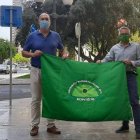 El concejal de Medio Ambiente de Alicante, Manuel Villar, junto al gerente de Ecovidrio en la Comunidad Valenciana, Roberto Fuentes