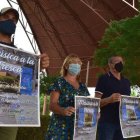 La concejala de Participación Ciudadana de Petrer, Juani Ochoa, junto a los organizadores del evento