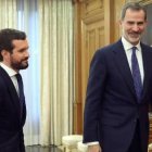 El Rey Felipe VI, en una audiencia con Pablo Casado.