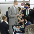 Felipe VI ha hablado con los jóvenes estudiantes participantes en la jornada