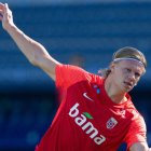 Haaland, marcando un gol en un amistoso con su selección.