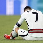 Cristiano Ronaldo, lamentándose de la eliminación de Portugal en la Eurocopa.