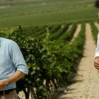 Pablo Casado, durante una visita a una finca.