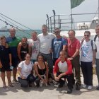 Javier Ortega Smith junto a los pescadores de Santa Pola y a representantes de Vox en las instituciones