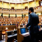 Casado y Sánchez en una sesión de control al Gobierno.